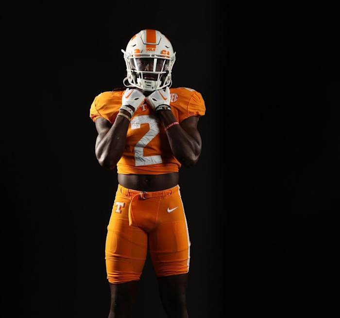 2025 4-star LB Darrell Johnson during an unofficial visit to Tennessee. (Photo courtesy of Darrell Johnson)